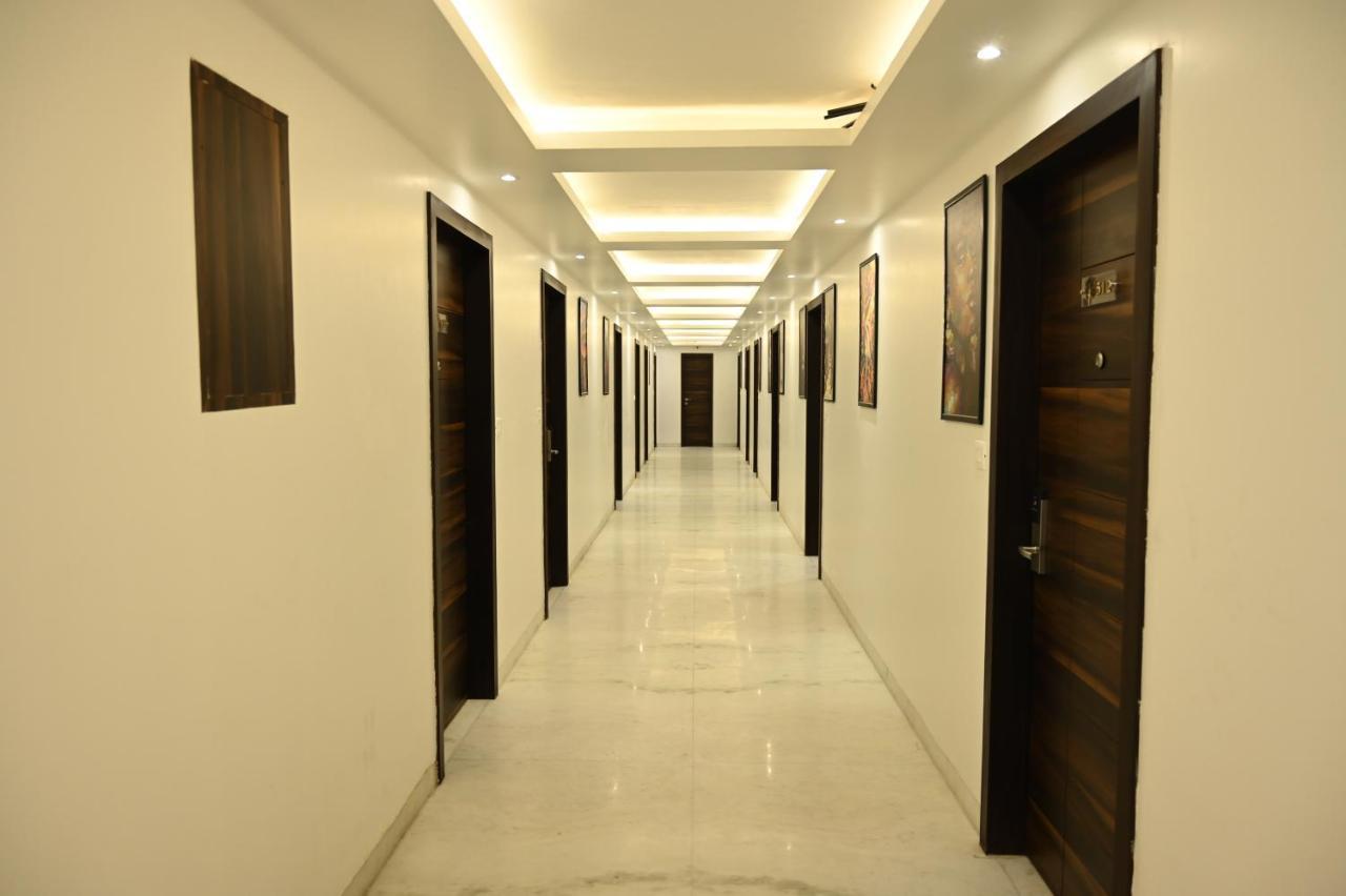 Hotel Lawrence Amritsar Exterior photo